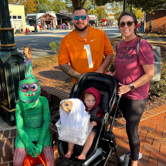 Meet your Posher, Ilissa - Picture 6 of 6